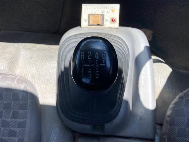 2006 Mazda Titan
