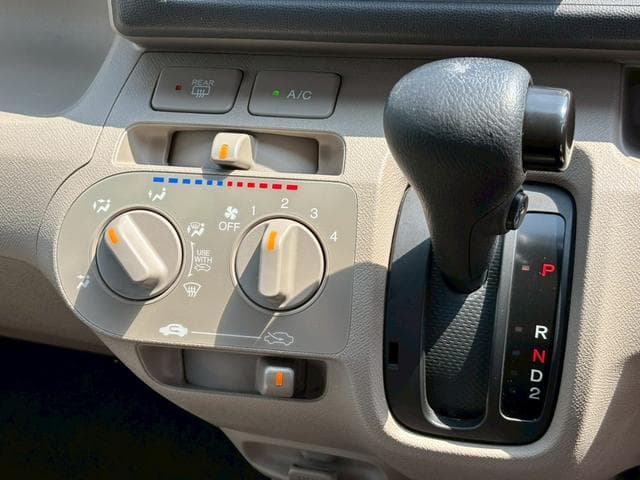 2014 Honda Life