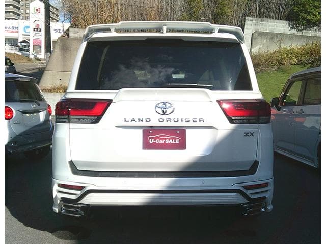 2023 Toyota Land Cruiser