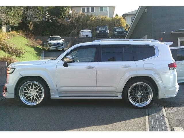 2023 Toyota Land Cruiser