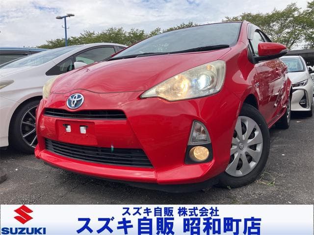 TOYOTA AQUA S