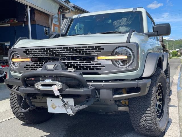 FORD BRONCO