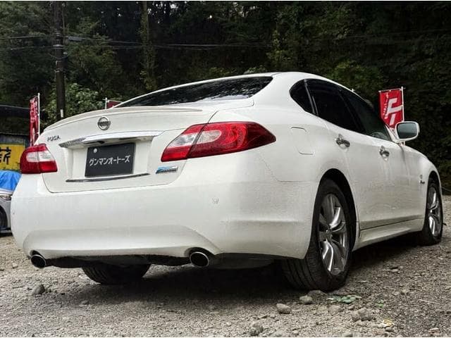 2012 Nissan Fuga