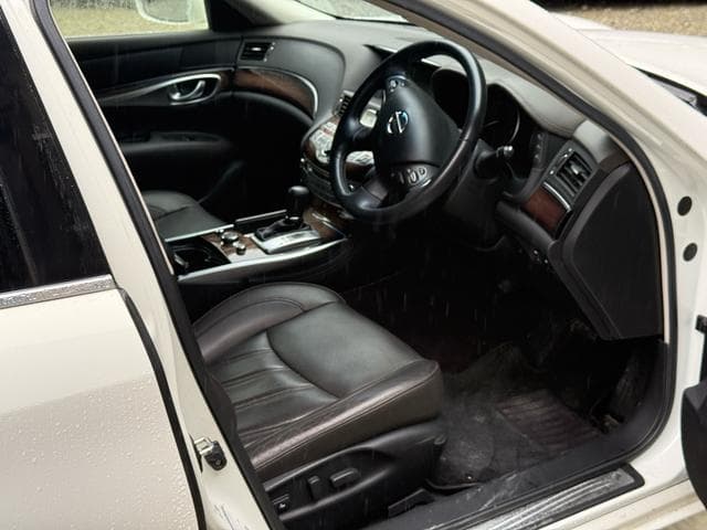 2012 Nissan Fuga