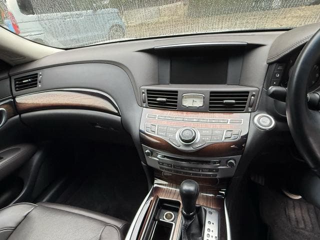 2012 Nissan Fuga